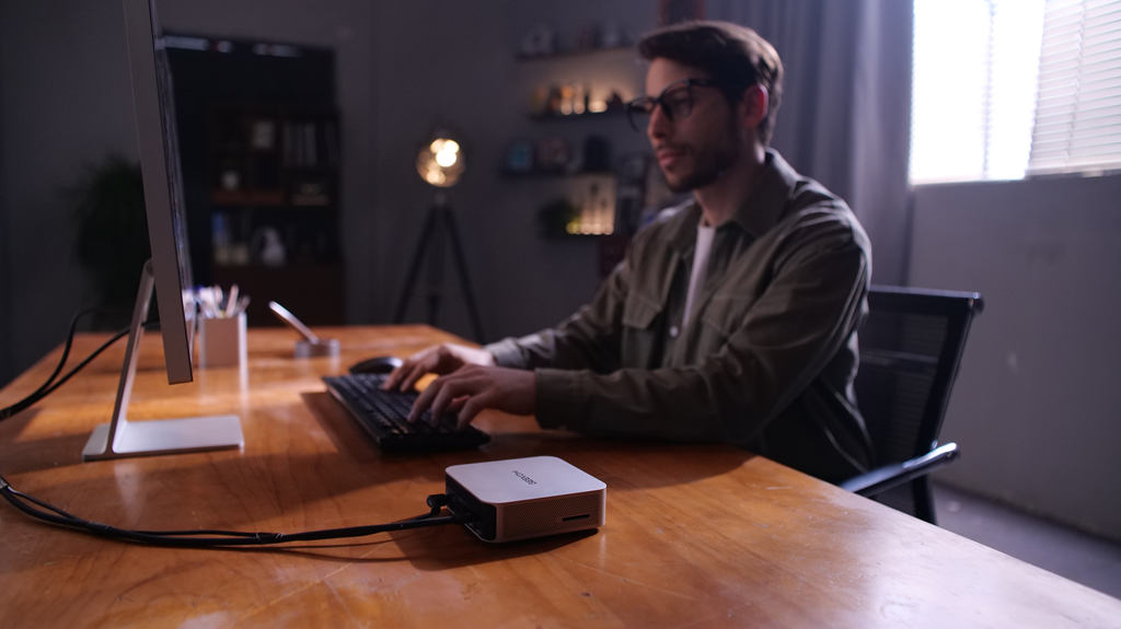 Best Valentines Day gift for him in 2025 top tech gaming gadgets he will love